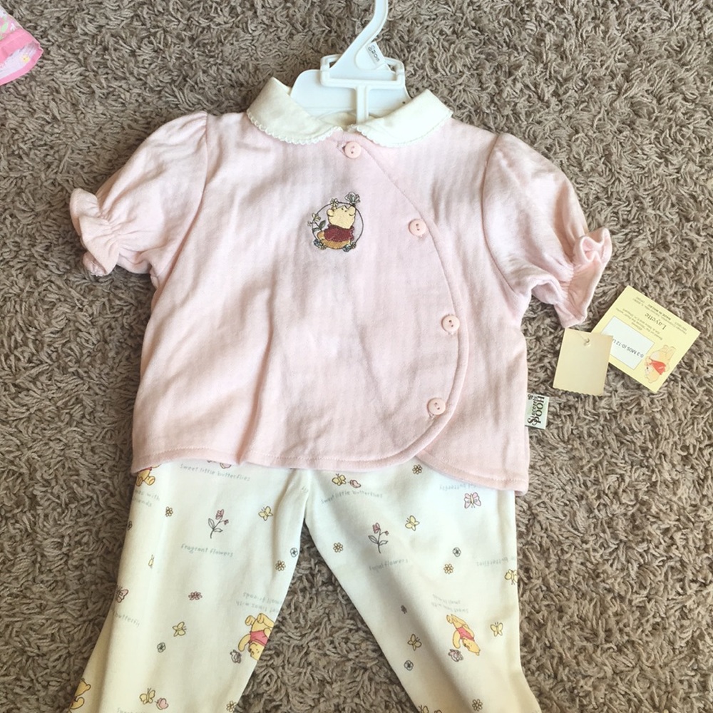Winnie the Pooh girl’s outfit